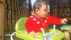 A 15-year-old single mother suddenly received help from the landowner