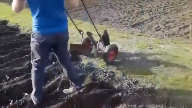 Приспособление для посадки картофеля