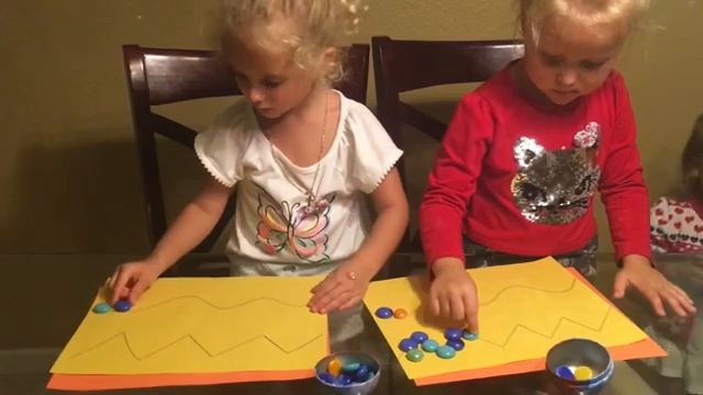 Монтессори дома. Занятие для 3-х лет.Моторика рук смотреть онлайн