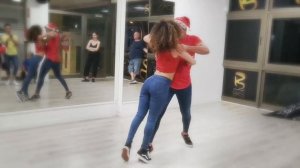 FELIZ 2020 CON LIA Y MANU BACHATA