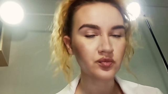 АСМР УЖАСНЫЙ, НО МУРАШЕЧНЫЙ КОСМЕТОЛОГ/ СДЕЛАЕМ ТЕБЕ ГУБЁХИ