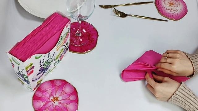 Необычный карман для приборов. Коробочка 