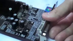 Как выпаять микросхему биос паяльником.