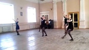 Урок классического танца - прыжок Sissonne fermee
