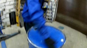 Вскрытие 200л бочки, бысто и аккуратно, за 3мин