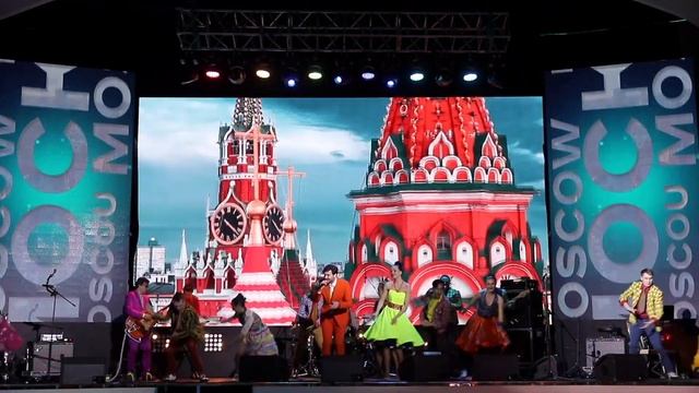 Кавер группа СТИЛЯГИ BAND и шоу-балет СТИЛЬНЫЙ ШЕЙК Песни о Москве. Попурри
