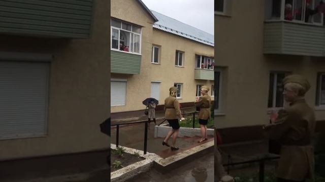 С Днем победы! Поздравление ветеранов. Катюша. смотреть онлайн