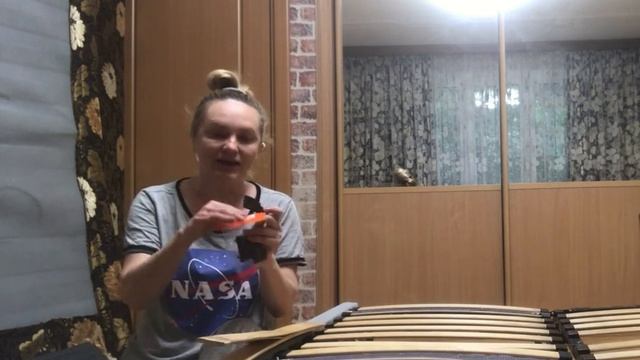 Как поменять Латы/Ламели кровати женскими руками// @lenagrigor смотреть онлайн