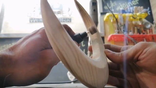 Аксессуар для волос из дерева. (Hair accessory made of wood) смотреть онлайн