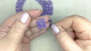 Колье из бисера Сирень