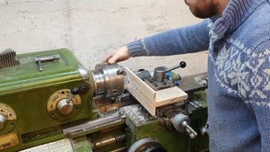 Самодельный беспроводной мини-пылесос с прозрачным циклоном из эпоксидной смолы. Часть 1.