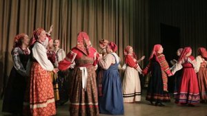 «Ниточка тоненькая» / Плясовая песня Белгородской области / Ансамбль «Куделя» / Ученики школы