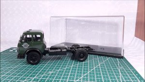 Простой и эстетичный способ крепления модели к подиуму! И многое другое. 1:43