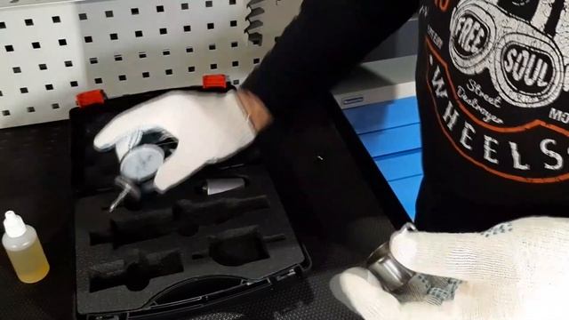 Регулировка зазоров клапанов путем шлифовки толкателей (стаканов) клапанов ГБЦ. Kazarin Machines. смотреть онлайн