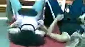 скрытая камера-девочки тренируются:)