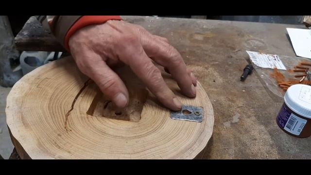 Часы из спила вяза своими руками.Do-it-yourself watch from an elm saw cut.