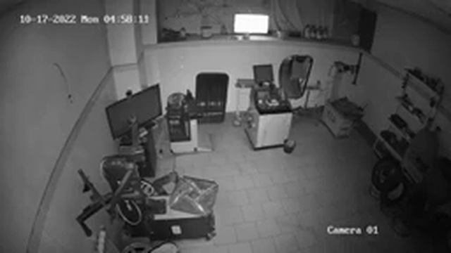 Работаем круглосуточно Шиномонтажка