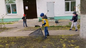 Наши прогулки в детском саду!