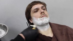 ТРАДИЦИОННОЕ БРИТЬЁ В БАРБЕРШОПЕ (ЛАЙФХАКИ)