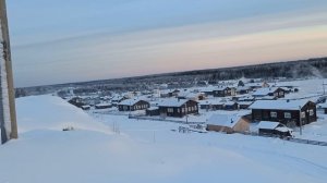 Будни Олега. Утро в деревне. Все заготавливают дрова.