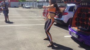 Автозвук/ Девушки Alphard танцуют / Карина Тараканова