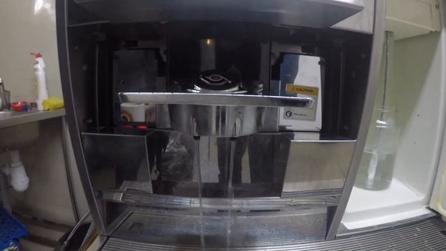 Чистка кофемашины Термоплан (black&white) смотреть онлайн