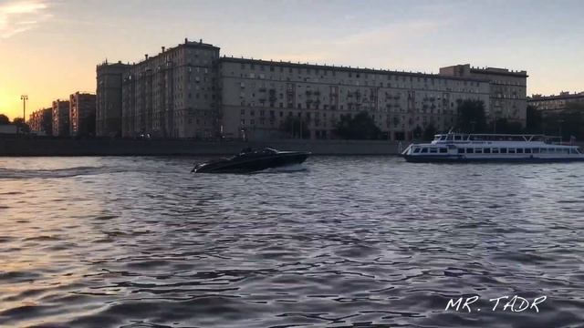 КАТЕР BLACK Московский речной транспорт/Moscow river transport