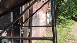 станок для розпиловки горбыля , дров 0989625279
