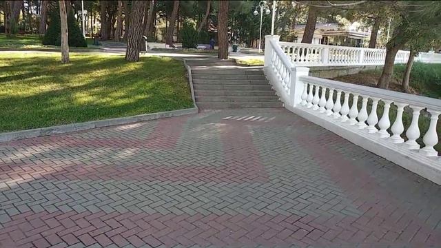 Минусы жизни в Геленджике Курорт или жизнь Геленджик 2018 (Самые лучшие районы Краснодарского края смотреть онлайн