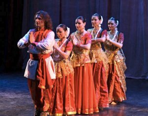 Катхак | чистый танец | 14-тактный ритмический цикл | Таал Дхамар | Тихай | Таранг Москва