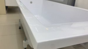 Ванна из литьевого мрамора Sergig Viven 170x70 с ножками
