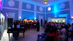 Bob Chilcott - REQUIEM. (3. Pie Jesu)