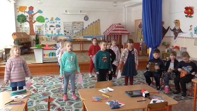 Бабушкам в праздник 8 марта смотреть онлайн