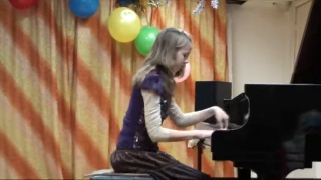 Р. Шуман "В СИЯНЬЕ ТЁПЛЫХ МАЙСКИХ ДНЕЙ" исп. Маргарита Брянская (13 лет, 3-й год обучения)