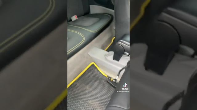 Перетяжка салона Volkswagen Beetle