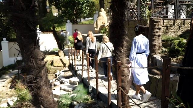 SOCHIFORNIA - променад спектакль в наушниках в Сочи смотреть онлайн