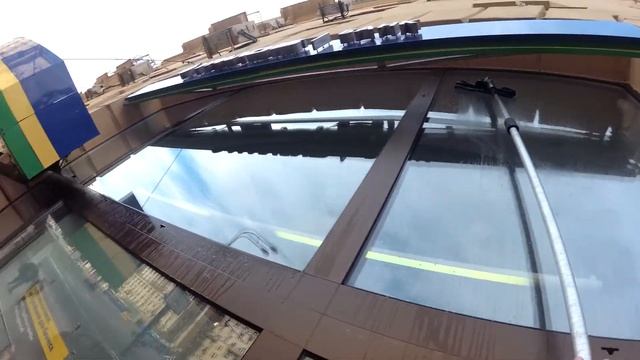Мойка окон.Как мыть витрины за вывесками.Moerman Excelerator 2 0.Washing windows