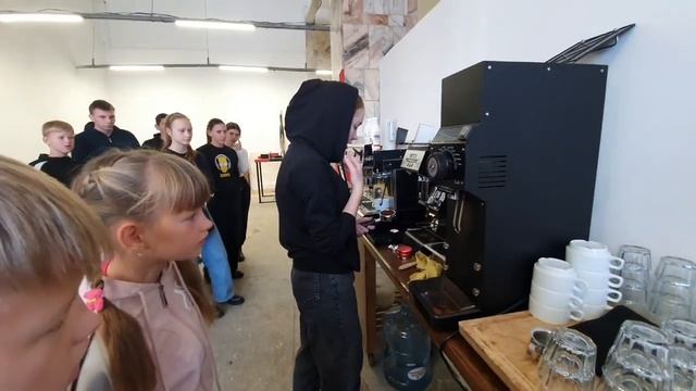 ЭКСКУРСИЯ по профориентации: ДК "Молодость", совместно с компанией UNO coffe & tea, г.Новосибирск смотреть онлайн
