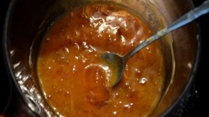 Куриные бедрышки в абрикосово-дижонской глазури