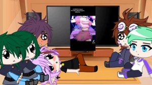 Реакция семьи Блайт и Луз на.. /the reaction of the Blyth and Luz family to..