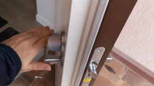 Работа замка Abloy