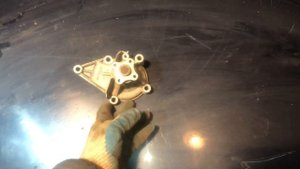 Старая поломка лопнула помпа на автомобиле Hyundai Accent