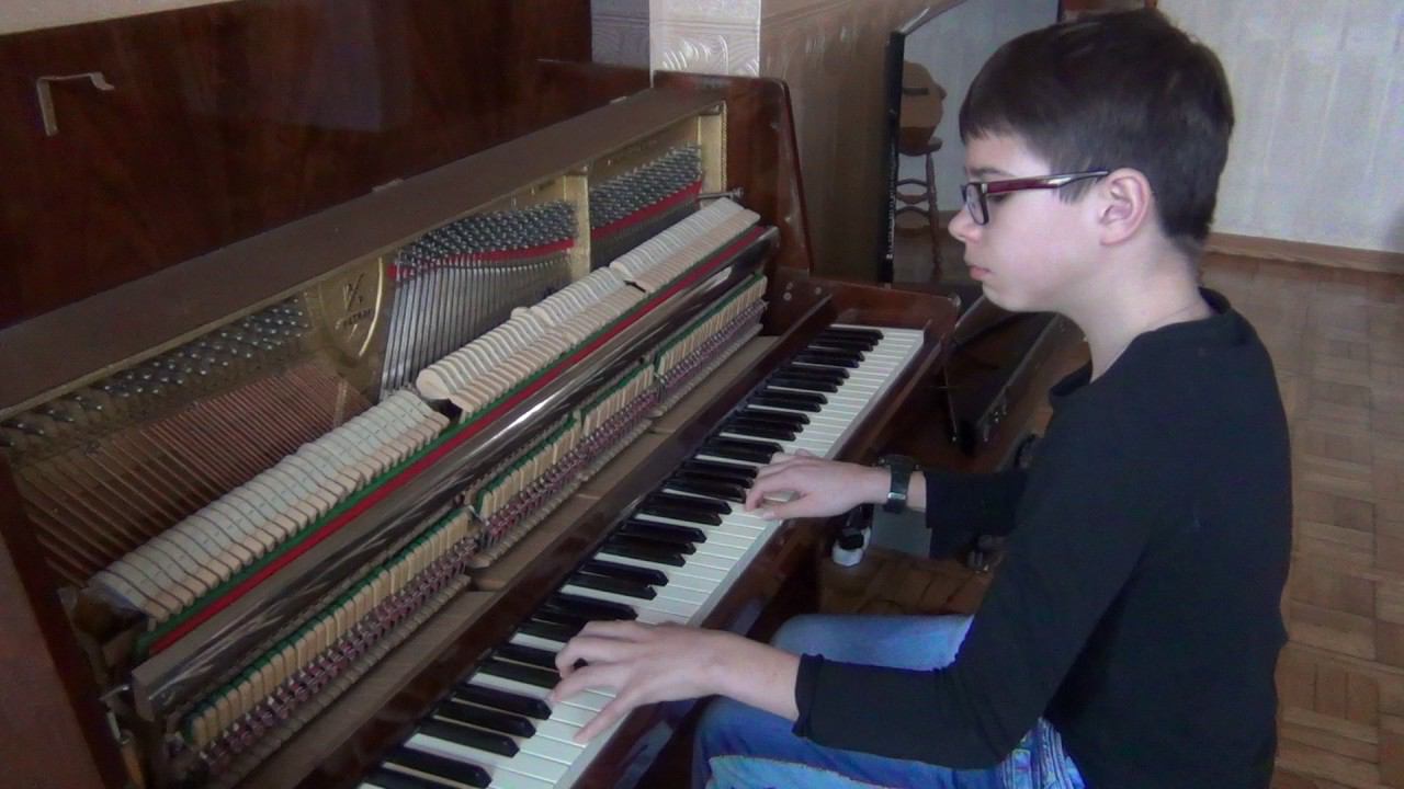 "Пираты Карибского моря" саундтрек "Он - пират" / Pirates of the Caribbean - He's a Pirate смотреть онлайн