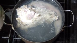 Вкусный, сочный говяжий язык в мультиварке, для мясной нарезки, заливного , салатов и бутербродов.