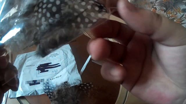 Куриные перья для хенд-мейд творчества :D смотреть онлайн