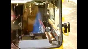 любимая работа - водитель троллейбуса (маски в троллейбусе)