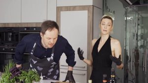 Life at home вместе с ASKO x Elle Decoration: МАРИНОВАННЫЙ ЛОСОСЬ С КОНСОМЕ