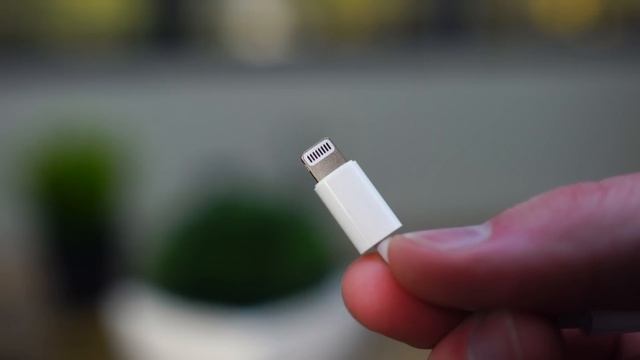 iPhone 7 Headphones and Speakers смотреть онлайн