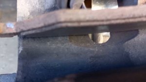 Замена передних тормозных колодок Шевроле Кобальт 2013г.