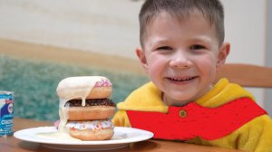 8 Готовим цветную лапшу для мамы и она с удовольствие кушает